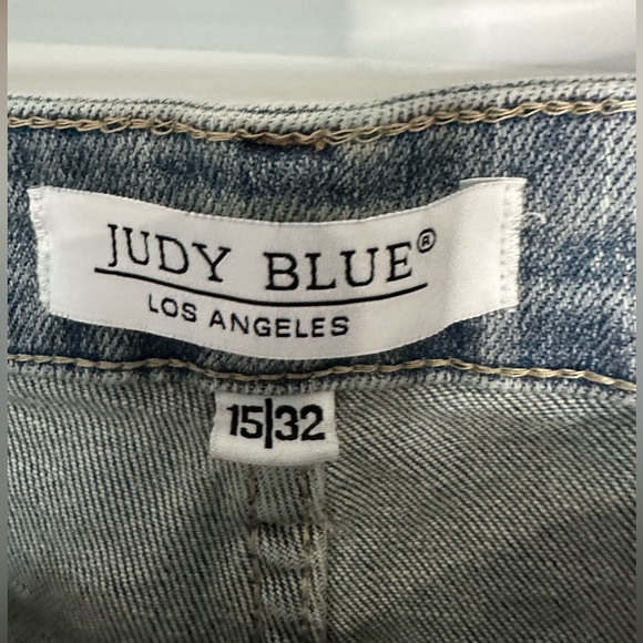 Judy Blue Distressed Skinny Jeans - Picture 3 of 7